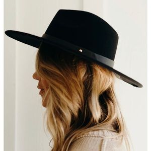 CJLA Wren Hat in Black